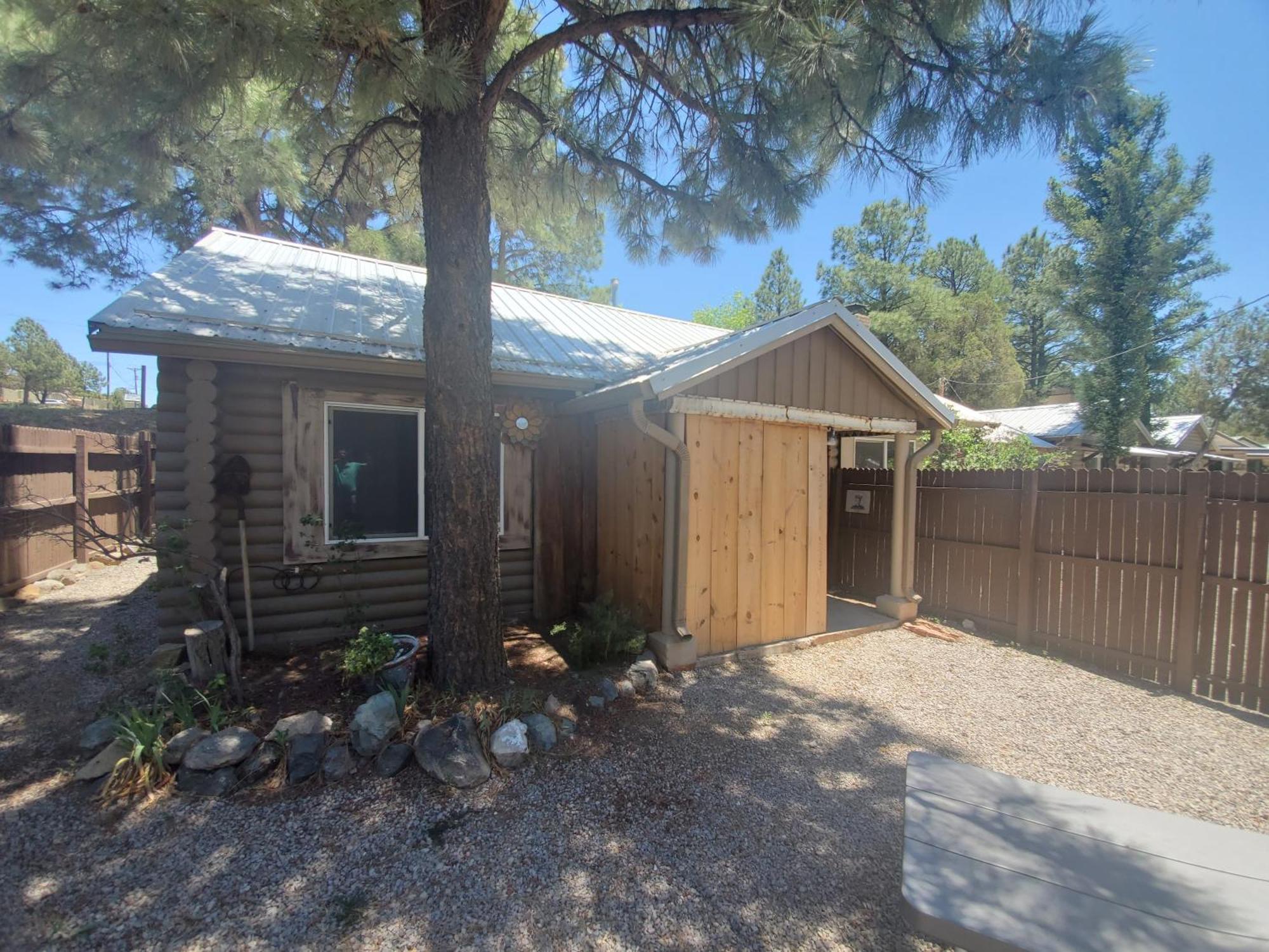 Chalet Enchanted Hideaway And