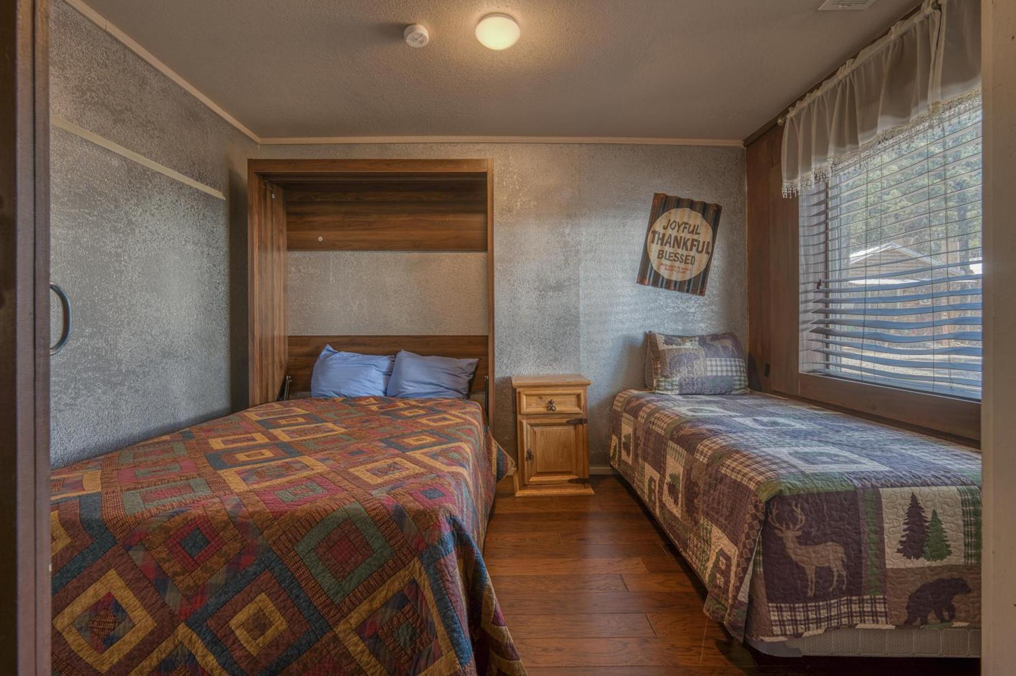 Chalet Enchanted Hideaway And